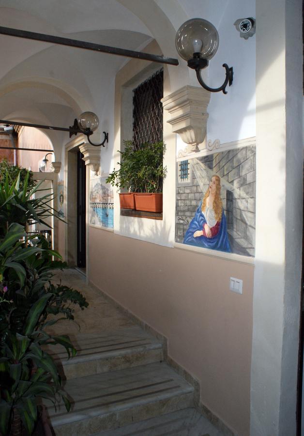 Casa Alcala Deluxe Hotel Catania Eksteriør billede